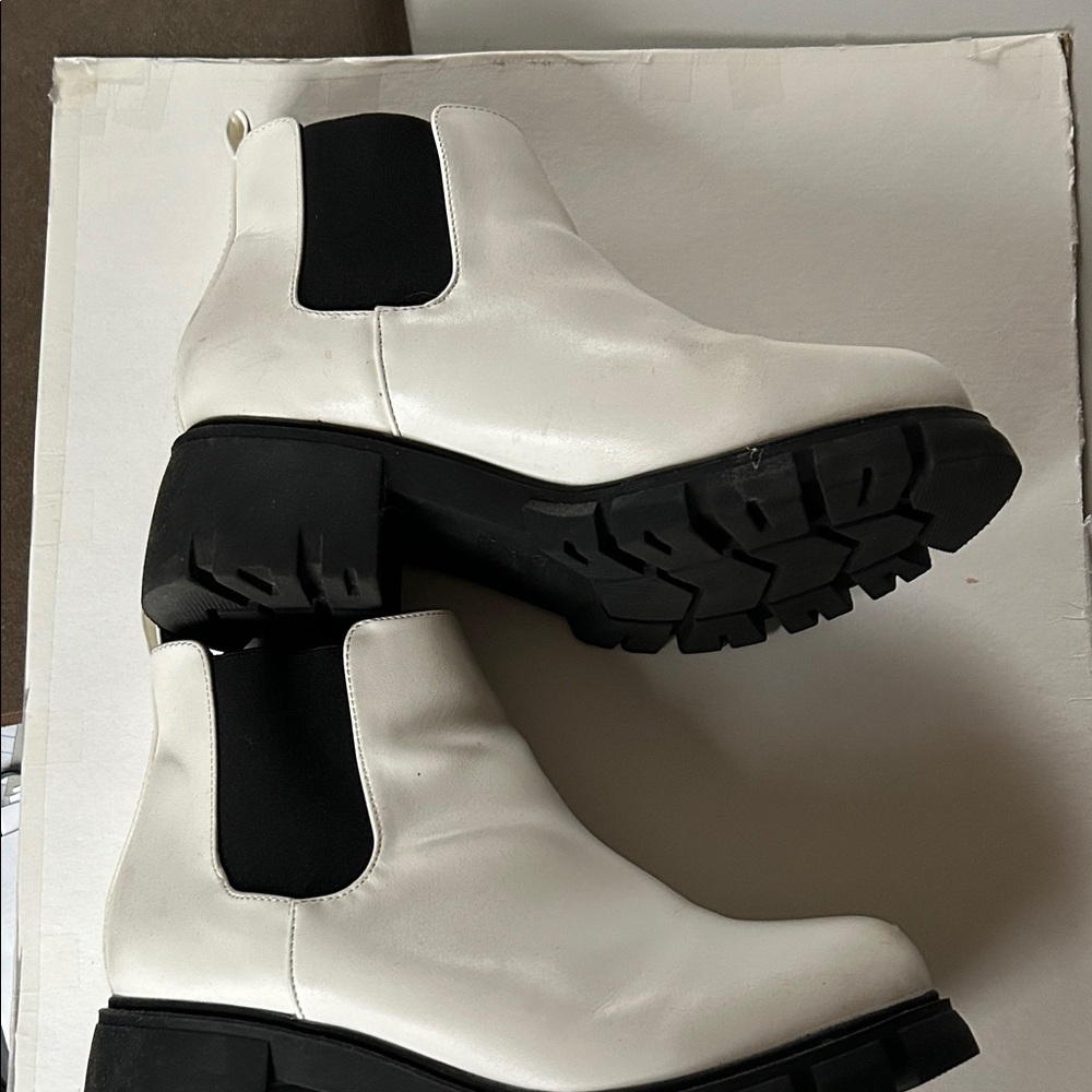 White Chunky Heeled Boots